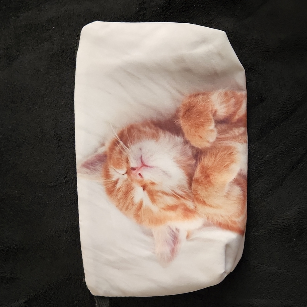 NEW- Cosmetic bag- Cat sleeping